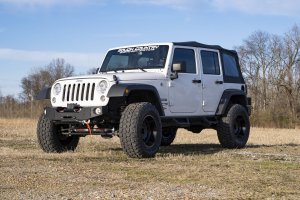 Jeep Wrangler Suspension Lift Kit - Rough Country - 3.25 Inch, V2 - '07-'10